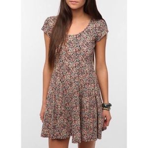 Urban Outfitters Floral Skater Dress M